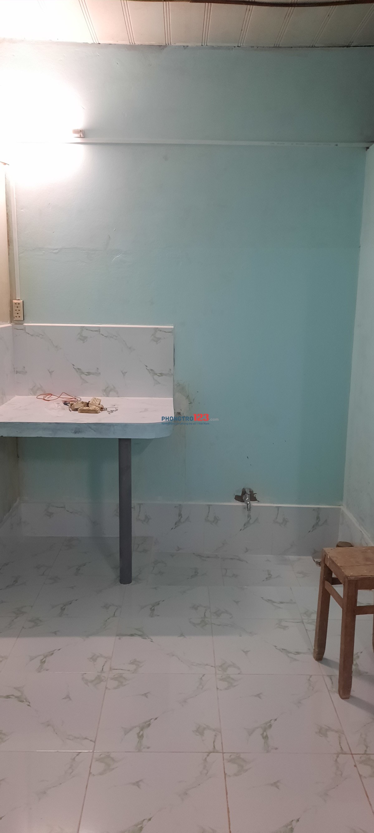 Nhà trọ nữ tiện nghi an toàn sạch sẽ cho thuê tại 130/5 Nguyễn Huệ, TP Vĩnh Long gần khu hành chánh