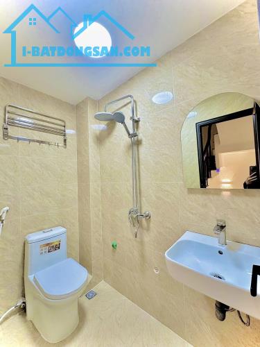 BÁN NHÀ 4 TẦNG 2 MẶT THOÁNG NỘI THẤT ĐẸP MẶT TIỀN RỘNG, GẦN PHỐ TRƯƠNG ĐỊNH – HOÀNG MAI.
