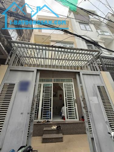 Bán nhà Cách Mạng Tháng 8 - DT 4.2 x 12 - 1 trệt 2 lầu - giá 7.5 Tỷ TL