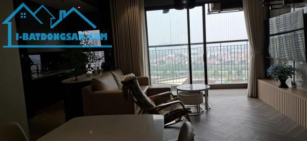 Bán gấp chung cư Golden Land 275 Nguyễn Trãi, 112m2, 3pn full nội thất giá rẻ 10.2 tỷ