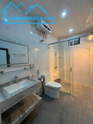 BÁN NHÀ 4 TỶ 888 TRIỆU, MẶT ĐƯỜNG NGUYỄN THÁI HỌC - KHU TRẦM CÁ, 68 M2 x 3 TẦNG