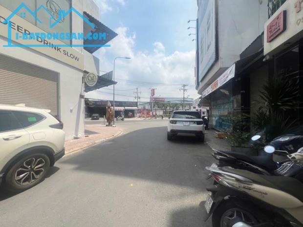 MẶT TIỀN HẺM 8M TÂN KỲ TÂN QUÝ – 4 TẦNG HOÀN CÔNG