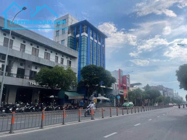Không tin luôn chỉ 13.6 tỷ có CHDV 19PN ngang 4.2m 80m2 TN 60tr Nguyễn Thái Sơn kế BV 175