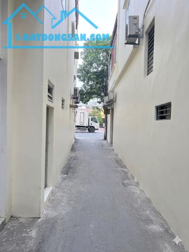 🔥BÁN MẢNH ĐẤT SÀI ĐỒNG-32m2- NGÕ THÔNG Ô TÔ ĐỖ CỬA-ĐÚNG 5M RA MẶT PHỐ 22M- NHỈNH 5 TỶ🔥