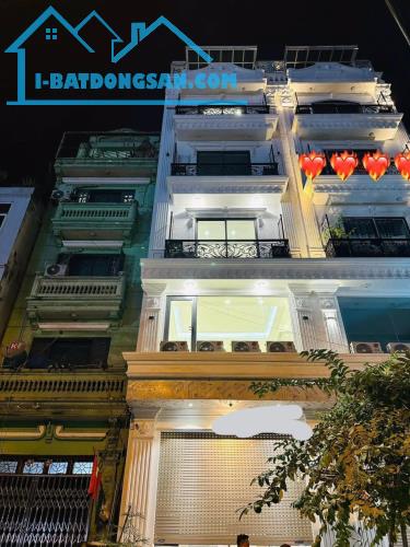 Bán nhà mặt phố Đường Bưởi, Ba Đình. 121 m2 x 7 Tầng. Giá 83 tỷ. Ô tô, KD, VP cho thuê.