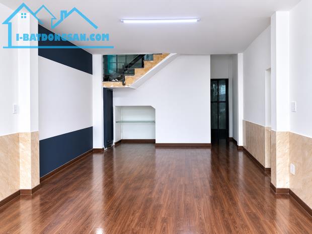 NHÀ 2 TẦNG DT 257M² – MẶT TIỀN CÁCH MẠNG THÁNG 8, NGANG 13M HIẾM CÓ - GIÁ ĐẦU TƯ