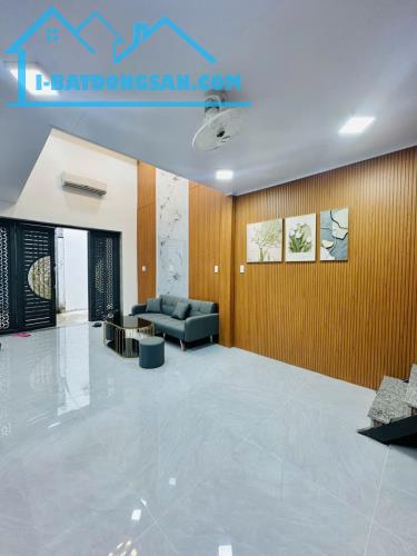 Nhà mới 2 tầng, ô tô đỗ cửa Gò Dầu - Tân Sơn Nhì, 4.6 tỷ