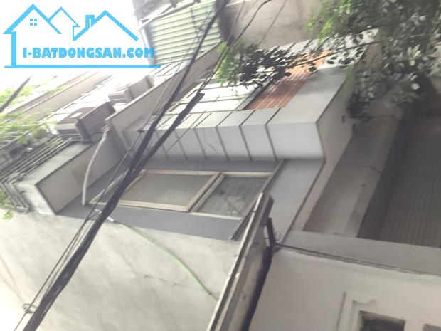 Bán nhà ngõ 207 thôn lộc- Xuân Đỉnh, sổ đỏ 30m2 xây 5 tầng 7,1 tỷ.