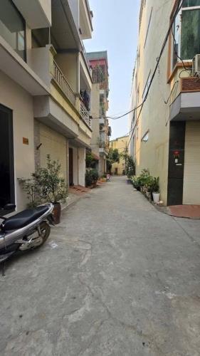 BÁN NHÀ XUÂN ĐỈNH-50M2 -MT 8M-Ô TÔ ĐỖ CỬA-GẦN PHẠM VĂN ĐỒNG-CIPUTRA -CHỈ 12 TỶ