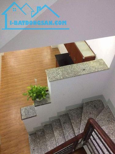 Bán Nhà riêng 53m² thổ cư giá 7.9 tỷ tại Đường Nguyễn Văn Cừ Phường Nguyễn Cư Trinh Q1