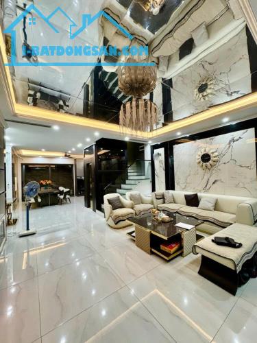 Nhà Đẹp Phân Lô Foresa Xuân Phương 90m2x5 Tầng- Full nội thất - vỉa hè ô tô- ô chờ thang