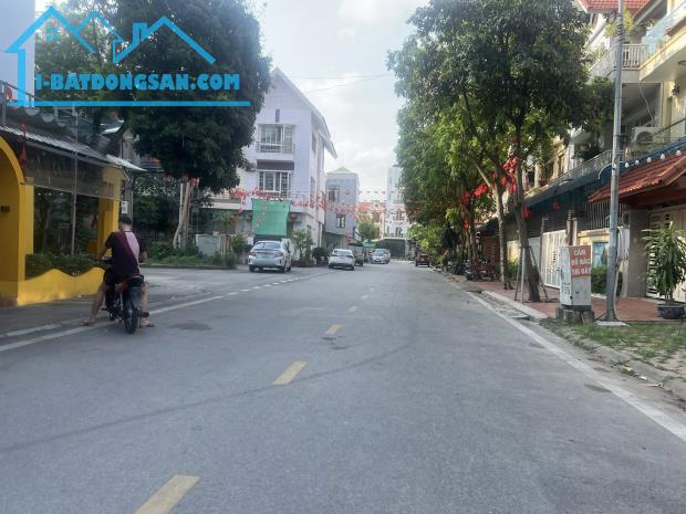 Bán đất lô góc siêu Vip KĐT Tuệ Tĩnh, TP Hải Dương, gần 350m2, 2 mặt đường, vị trí đẹp