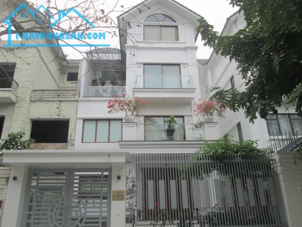 Chị Lan bán Gấp biệt thự KĐT Lideco view công viên gần hồ điều hòa 170m2 chỉ 19.x tỷ. 0989
