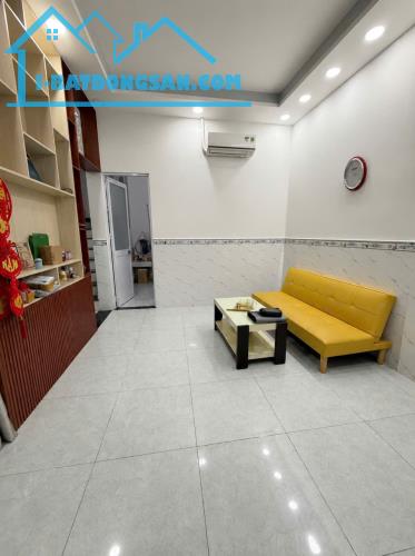 GÒ VẤP - PHAN HUY ÍCH - 4 PHÒNG NGỦ - 40M2 - 2 TẦNG