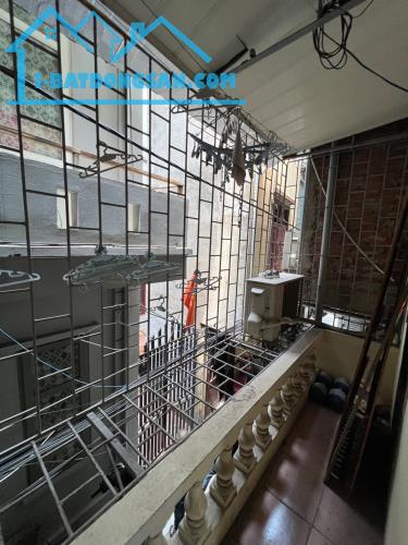 Trần Hưng Đạo_Yết Kiêu – 3 tầng 30m chỉ 10.9 tỷ - NGÕ NÔNG RỘNG, NHÀ ĐANG KINH DOANH TỐT