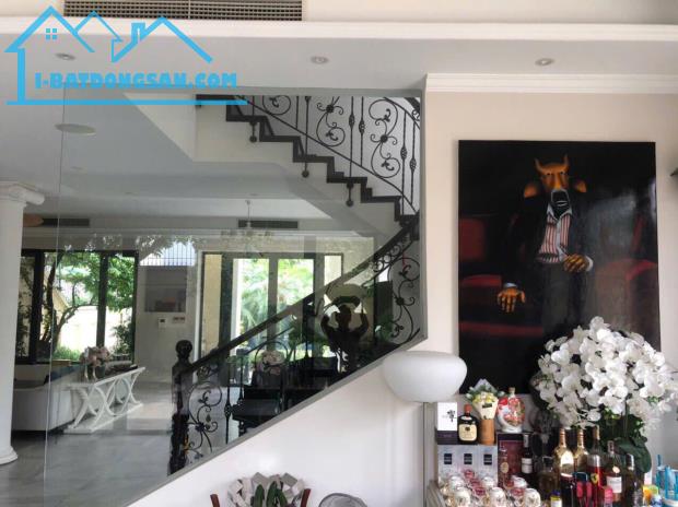 380M2 - 12M MẶT TIỀN - BÁN BIỆT THỰ C7 CIPUTRA VIEW HỒ - CÔNG VIÊN - SÂN GOLF VỈA HÈ Ô TÔ