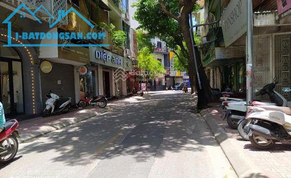 4.8 TỶ!!! BÁN CHUNG CƯ NGUYÊN HỒNG - ĐỐNG ĐA - 45M2 - TẦNG 1 - KINH DOANH - Ô TÔ TRÁNH