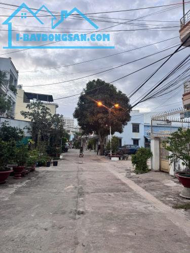 Chủ cần tiền hạ giá sốc 600 triệu đất đẹp cạnh sân bay cũ Nha Trang,dt 87m giá chỉ 5,4 tỷ.