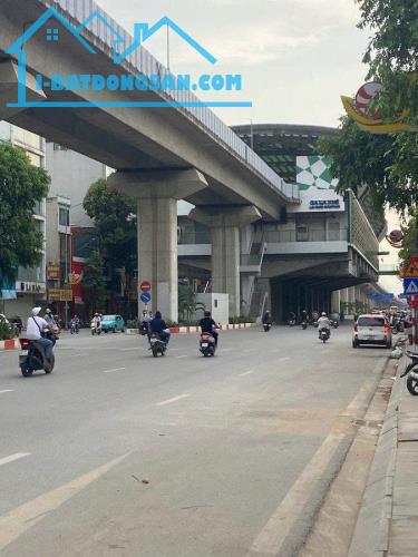 Hiếm nhà đẹp 5 tầng mặt phố Quang Trung, 142m2, mặt tiền rộng 11m, lô góc, kinh doanh,