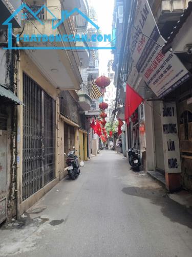 Bán nhà Trường Chinh nhỉnh 8 tỷ 32m2, 3 tầng, mặt tiền 5.5m ngõ rộng gần Hồ Khương Thượng