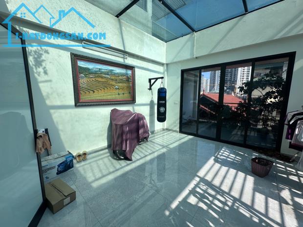 Bán Nhà Phân Lô Lạc Trung, oto tránh, gara - 90m2 x 6 tầng thang máy - xây mới 3 năm