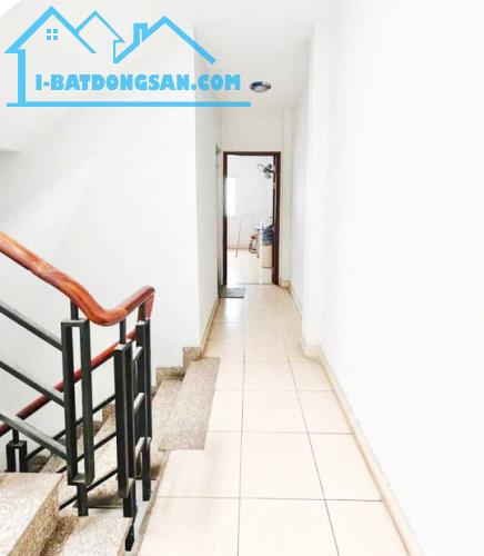 Nhà 4 tầng ở ngay, Mặt Tiền Nguyễn Tử Nha, ngã tư Bảy Hiền, 65m2, chỉ 10 tỷ TL