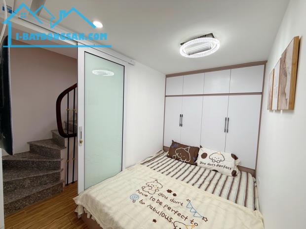 Bán Nhà Phố Lạc Trung, KHÔNG QUY HOẠCH, 4 tầng - Sổ vuông, trước nhà oto đỗ - Giá 3,9 Tỷ