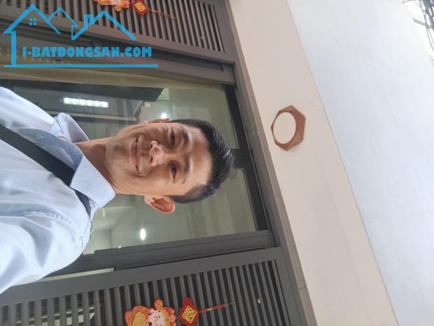 Nhà Nhỏ Vị Trí Đẹp - Giá Chỉ 3,150 Tỷ - Ngay Đường Nguyễn Trãi Q.1 - Hẻm Thông 3m 💥