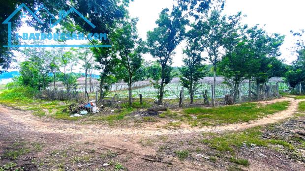 1,1 ha đất hẻm bên sông pré, phú hội cũ, đức trọng, lâm đồng