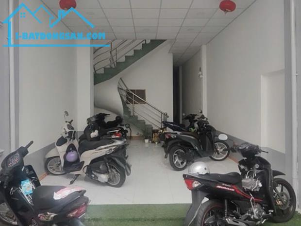 DÒNG TIỀN KHAI THÁC HƠN 500 TRIỆU/NĂM – 10 PHÒNG 10WC – Ô TÔ ĐẬU CỬA