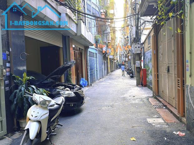 NHÀ PHỐ, DƯƠNG QUẢNG HÀM, CẦU GIẤY: 49M X5T, MT 4,5M, GIÁ 15,89 TỶ.