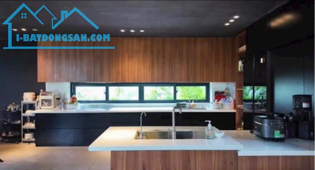 BÁN VILLA 3 MẶT TIỀN CÔ GIANG ĐÀ LẠT ĐANG KINH DOANH