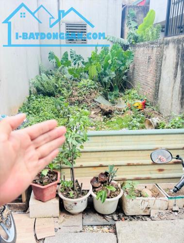 BÁN ĐẤT KẺ TẠNH, GIANG BIÊN - 42M, MT 4M - Ô TÔ ĐỖ CỔNG - MẢNH ĐẤT VÀNG CÒN XÓT LẠI
