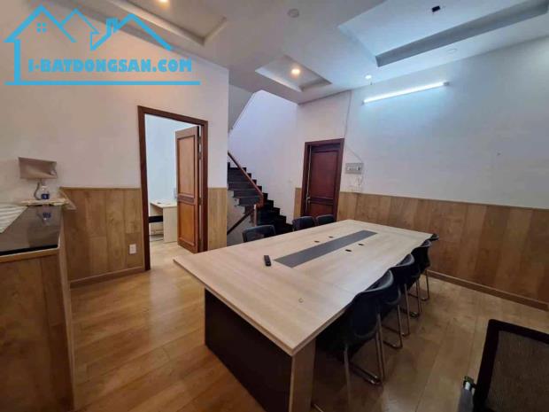 CẦN BÁN VĂN PHÒNG CÔNG TY ĐƯỜNG LÝ TẾ XUYÊN – LINH ĐÔNG, THỦ ĐỨC. 117M2, 3TẤM, 8.5 TỶ