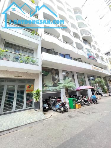 Nhà dòng tiền 100tr/tháng đường Nguyễn Trọng Tuyển (DT 12x19m) 3 lầu