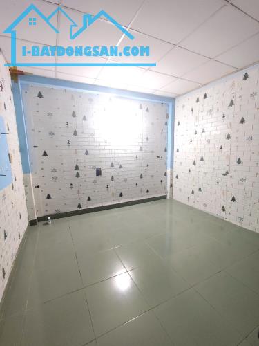 Bán gấp nhà Đỗ Nhuận Tân Phú, sát mặt tiền, đủ tiện ích, gần Aeon Tân Phú, chợ Sơn Kỳ, 4.2