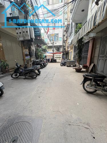 💥Nhà đẹp Bạch Mai - Ô tô đỗ cổng - Vài bước ra phố - Thang máy - Mới tinh - Ở ngay💥