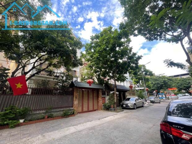 B.Thự 4 Tầng Lô Góc đẹp nhất M.Phố Lưu Hữu Phước 200m2 M.Tiền10m View Sân Chơi Ở Sướng
