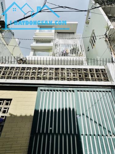 Bán Nhà 4 Tầng BTCT - Hẻm Sạch Đẹp, Ngay MT Nguyễn Văn Nguyễn, Quận 1 - 96M2 Bán Chỉ 25 Tỷ