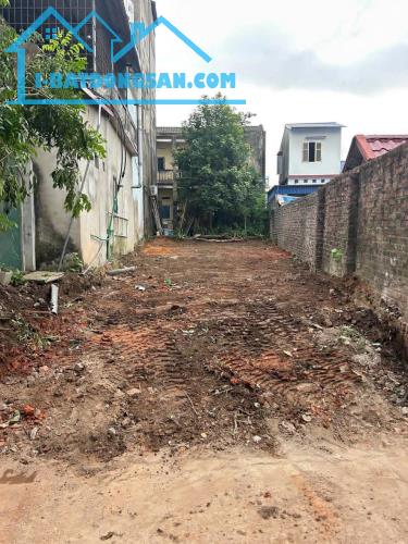 BÁN ĐẤT ĐẸP GẦN TRUNG TÂM TỔ CHỨC SỰ KIỆN VIỆT PHƯỢNG