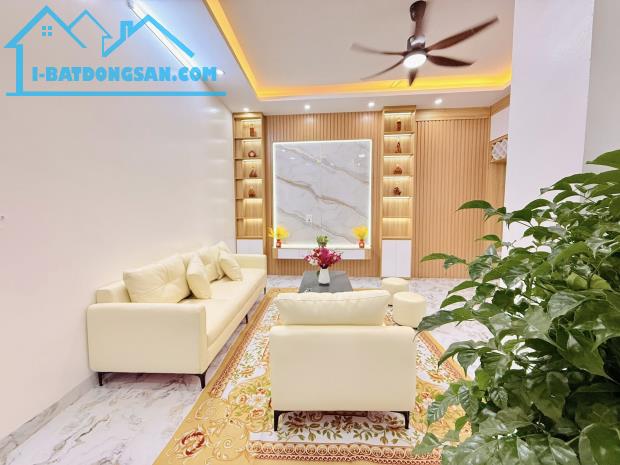 BÁN NHÀ BẠCH MAI - NGÕ NÔNG GẦN PHỐ, LÔ GÓC- 25M2 x MT 4M x 4,5 TỶ - NHÀ DÂN XÂY CHẮC CHẮN
