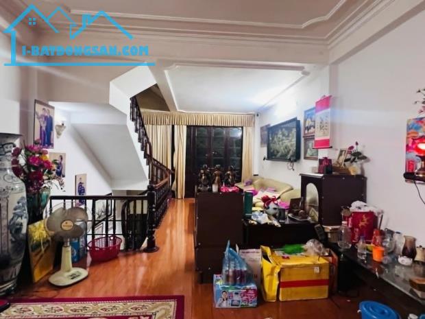 Bán nhà 5 tầng phố TRích Sài. diện tích 70m2, giá 15.8 tỷ