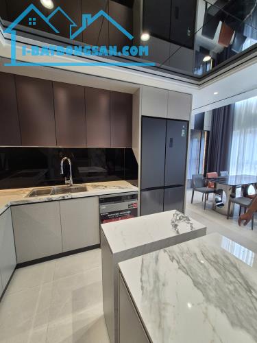 Cơ Hội Sở Hữu Căn Gara ÔTô, 7 tầng, Thang máy, Xuân Đỗ giá chỉ 239tr/m2