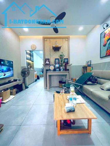 Bán chung cư quận 5, Tân Hàng, gần mặt tiền Tản Đà, 51m2 giá 3 tỷ