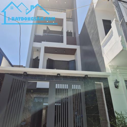 BÁN NHÀ 4 TỶ 750 TRIỆU, MẶT ĐƯỜNG KĐT ĐỒNG QUÝT, 72M2 x 4 TẦNG