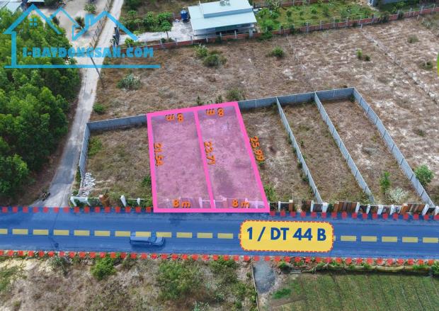 săn hàng ngộp ngày tại biển phước hải dt 379m2 có sẵn 160m2 thổ cư giá chỉ 1ty450