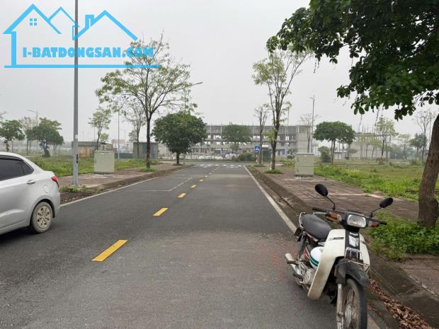 Bán đất khu đô thị Tấn Đức JSC phường Vạn Xuân Thái Nguyên , phân lô vỉa hè ô tô tránh chi
