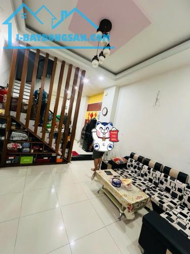 Bán nhà ngay AEON Tân Phú, 63m2 - ngang 4.5m - 3tầng - sân thượng - 5.98tỷ(tl)