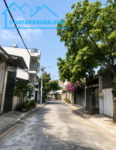 🏢 BÁN NHANH DÃY NHÀ TRỌ CHỢ 339 – PHƯỚC LONG B, TP. THỦ ĐỨC. Diện tích: 102m² (5m x 20).