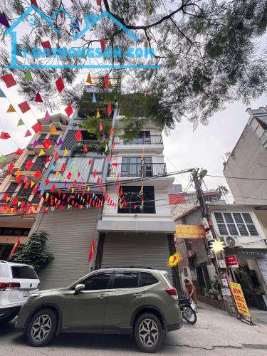 Bán nhà mặt phố Ái Mộ,Bồ Đề 5 tầng,66m,mt4.5m kinh doanh nhỉnh 31 tỷ